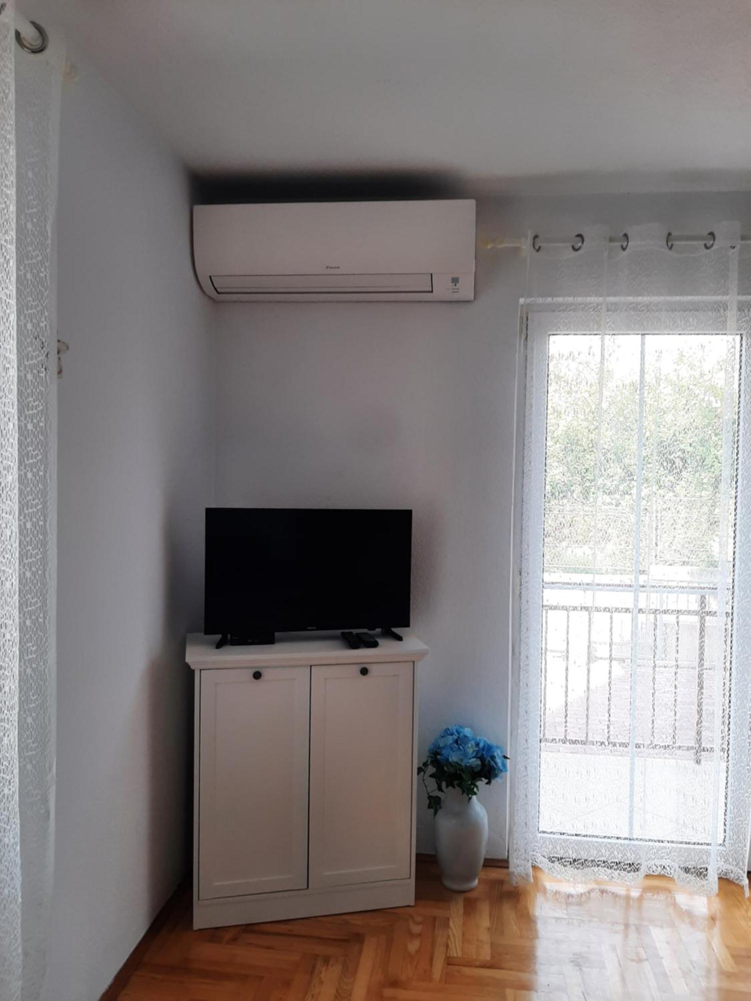 Apartment Marko Каштела Екстер'єр фото